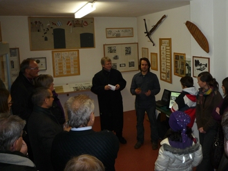 Begr_Graue-Rolf.jpg desc